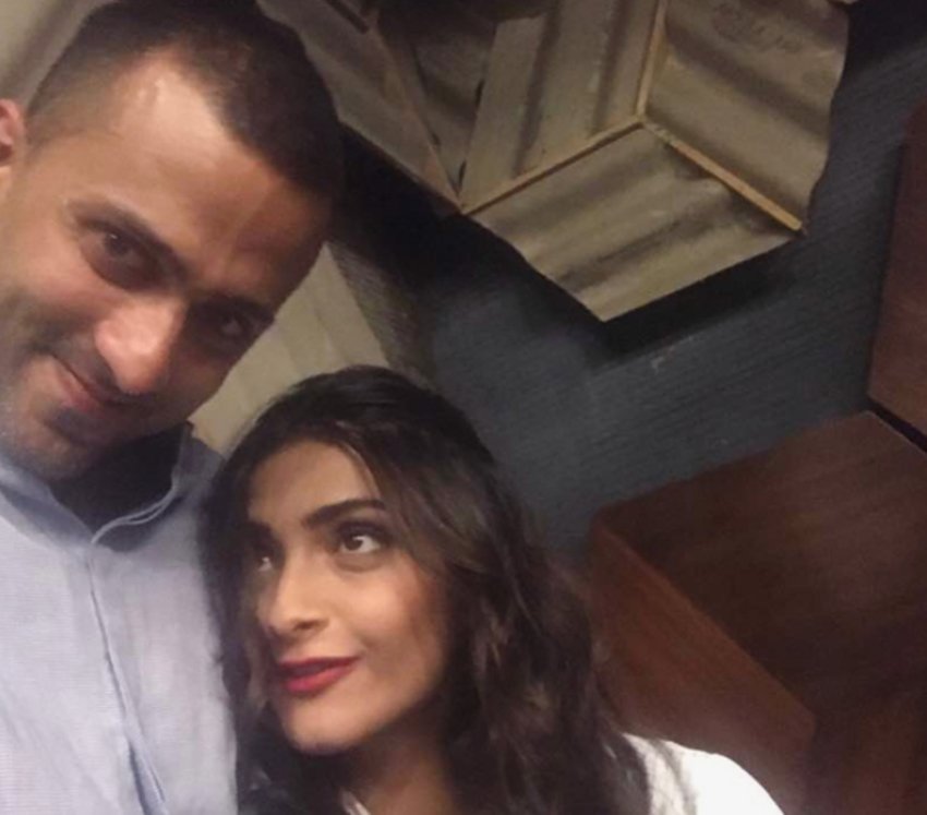 Sonam Kapoor with Boyfriend Anand Ahuja Photos 6 Sonam Kapoor, Sonam Kapoor Boyfriend, Sonam Kapoor with Anand Ahuza, Sonam Kapoor with boyfrined, Anand Ahuza full profile, anand Ahuja with Sonam Kapoor, Sonam Kapoor Photos, Sonam Kapoor Pics