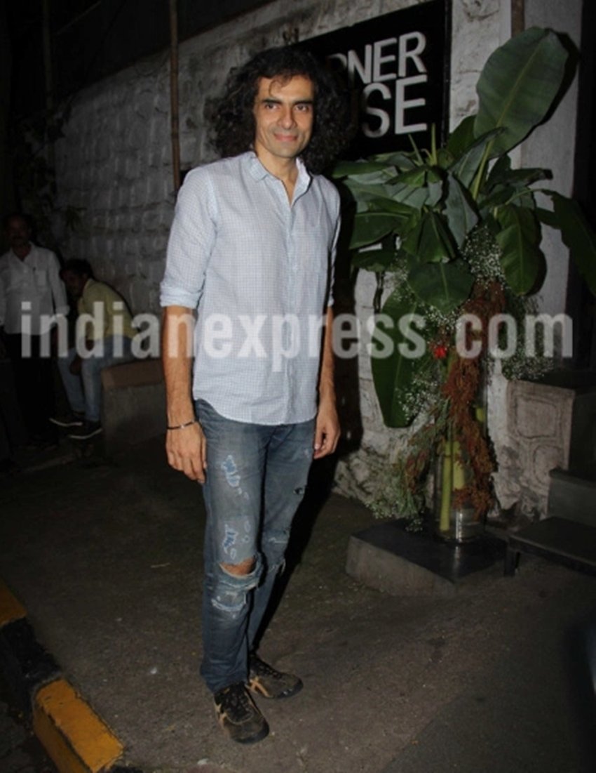 imtiaaz Imtiaz Ali Birthday Patry Pics, Imtiaz Ali Birthday Celebration, Imtiaz Ali and Shah Rukh Khan, Imtiaz Ali Birthday Pics, Imtiaz Ali and Ranbir Kapoor, Alia Bhatt, Deepika Padukone, Upen Patel, Jansatta, bollywood news in hindi, Entertainment news in hindi