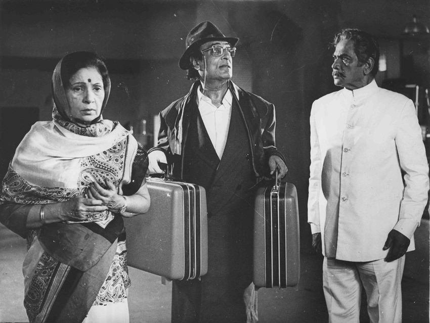 achla sachdeva Pazrveen Babi, Mandakini, achla sachdev, raj kiran, AK Hangal