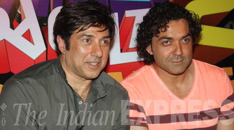 bobbydeol-sunnydeol Shahid Kapoor and Sanah Kapoor in Shaandaar, Shilpa Shetty and Shamita Shetty in Fareb, Aamir Khan and Faisal Khan in Mela, Sunny Deol and Bobby Deol in Yamla Pagla Deewana, Sunny Deol and Bobby Deol in Apne, Salman Khan and Sohail Khan toghter movies, salman or arbaz khan togheter movie, salman or sohail khan togheter movie, Real Life brothers on real, real life brother sister on silver screen