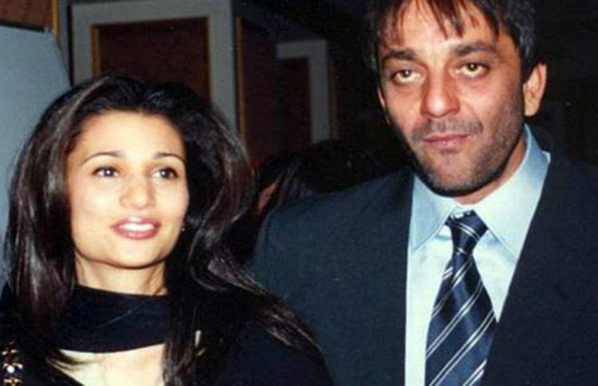 sanjay dutt divorce in bollywood, expensive divorce in bollywood, most expensive divorce, most expensive celebrity divorces, hrithik roshan and sussanne khan divorce, divorce story of bollywood stars, divorce cost in bollywood