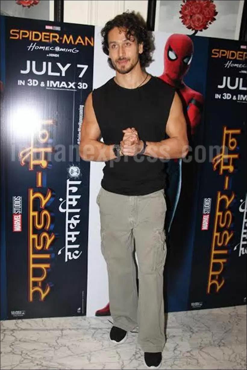 tiger shroff disha Patani, tiger shroff, disha tiger movie date, Disha Patani tiger shroff family, Disha Patani tiger shroff, disha tiger spiderman screening, disha tiger photos, disha patani boyfriend, tiger shroff girlfriend, Disha Patani hot images, टाइगर श्रॉफ, दिशा पटानी , स्पाइडर मैन की स्क्रीनिंग