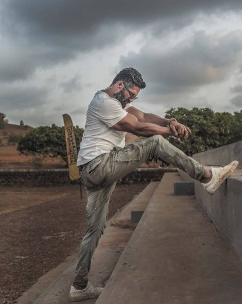 Sunil Shetty 4 Suniel Shetty Birthday, Sunil Shetty Birthday, Sunil Shetty Date of Birth, Suniel Shetty Unknown Interesting Facts, Suniel Shetty Body, Suniel Shetty Photos, Suniel Shetty Movies, Suniel Shetty Upcoming Movie, Suniel Shetty Daughter, Suniel Shetty son, Suniel Shetty Story, Suniel Shetty Life