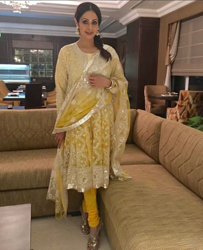 sridevi-5 Sridevi, Sridevi Birthday, Boney kapoor, Jhanvi Kapoor, Mithun Chakraborty