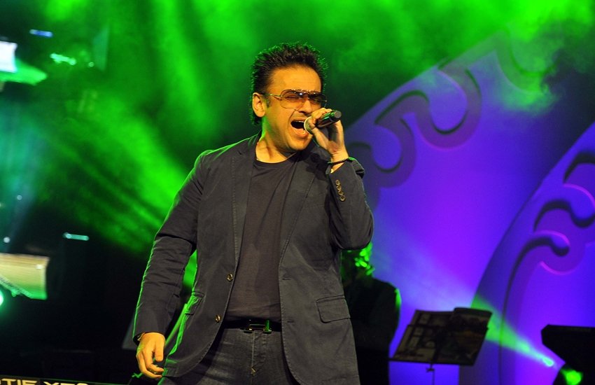 Bollywood Singer Adnan Sami performing Bollywood Celebrities Who Got Married Thrice, Celebrities Who Got Married Thrice, Celebrities Got Married Thrice, Celebrities Got Married Thrice or four times, Celebrities Got Married Thrice or even more, these are the Celebrities Got Married Thrice and more, these are the Bollywood Celebrities Who Got Married Thrice or even more Kishore Kumar, Sanjay Dutt, Lucky Ali, Kabir Bedi, Karan Singh Grover, Vidhu Vinod Chopra, Adnan Sami, Madhubala, yogeeta bali, leena chandavarkar, ruma guha thakurta, richa sharma, manyata, reha pillai, parveen Dusanj, jansatta