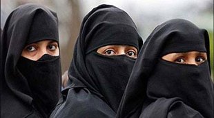 british school hijab, british muslim Student, british School Student, Hijab british School, Muslim Student Britain