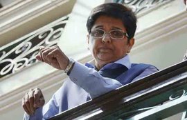 किरण बेदी, किरण बेदी जीवनी, किरण बेदी चुनाव, वूमेन इकोनॉमिक फोरम, kiran bedi, kiran bedi news, kiran bedi bjp, kiran bedi twitter, former ips kiran bedi, women economic forum, india news