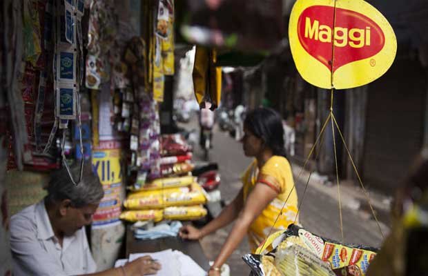 Maggi Noodles Row: दिल्ली में मैगी पर 15 दिनों का BAN, स्टॉक वापस लेने के आदेश