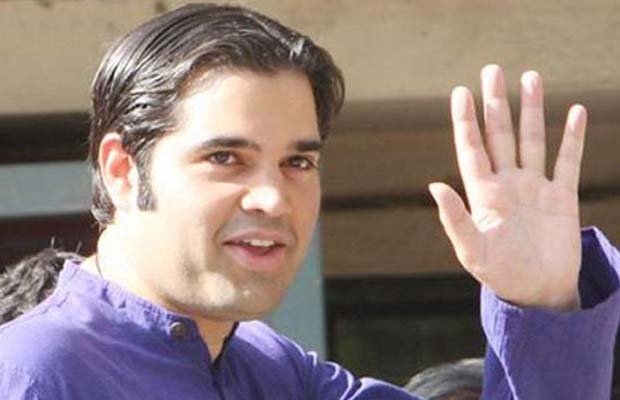 MP, varun Gandhi, Vijay Mallaya, bareilly, Birthday celebration, BJP, convocation, वरुण गांधी, बीजेपी नेता, विजय माल्या, RCB, Kingfisher, kingfisher employees salary