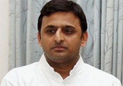 पुलिस सुधार के लिये आधुनिक तकनीक का इस्तेमाल जरूरी: अखिलेश यादव