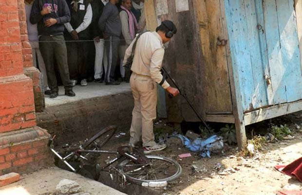 बिहार बम धमाका,आरा बम ब्लास्ट,कोर्ट में धमाका,bihar bomb blast,arrah bomb blast,arrah court blast