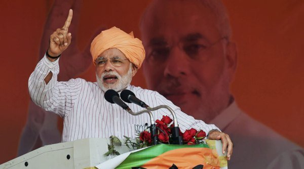 नरेंद्र मोदी के हाथों हुआ सांसद आदर्श ग्राम योजना का शुभारंभ  