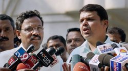 महाराष्ट्र में खुली गठबंधनों की गांठ: सत्ता की होड़ में भाजपा-शिवसेना, कांग्रेस-राकांपा की राहें जुदा