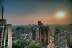 दिल्ली में देखने को मिली सुहानी सुबह