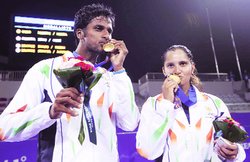 एशियाई खेल 2014: सानिया मिर्जा और साकेत माइनेनी ने जीता मिश्रित युगल का स्वर्ण