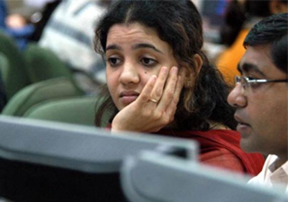 सेंसेक्स 62 अंक कमजोर