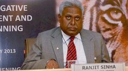 सीबीआइ निदेशक रंजीत सिंह मुश्किल में
