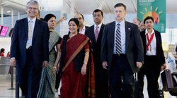सुषमा स्वराज की अमेरिका यात्रा शुरू, 7 देशों के अपने समकक्षों से मिलीं