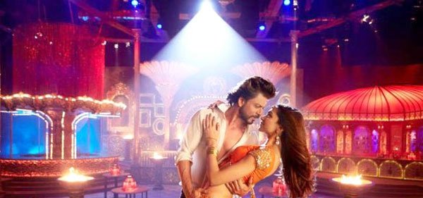 भारतीय पुरुष हॉकी टीम ने सोलह बरस के लंबे इंतजार के बाद एशियाई खेलों में स्वर्ण पदक किया हासिल। (फोटो: भाषा)