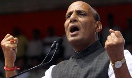 राजनाथ सिंह की उग्रवादियों को दो टूक, हिंसा और वार्ता साथ-साथ नहीं