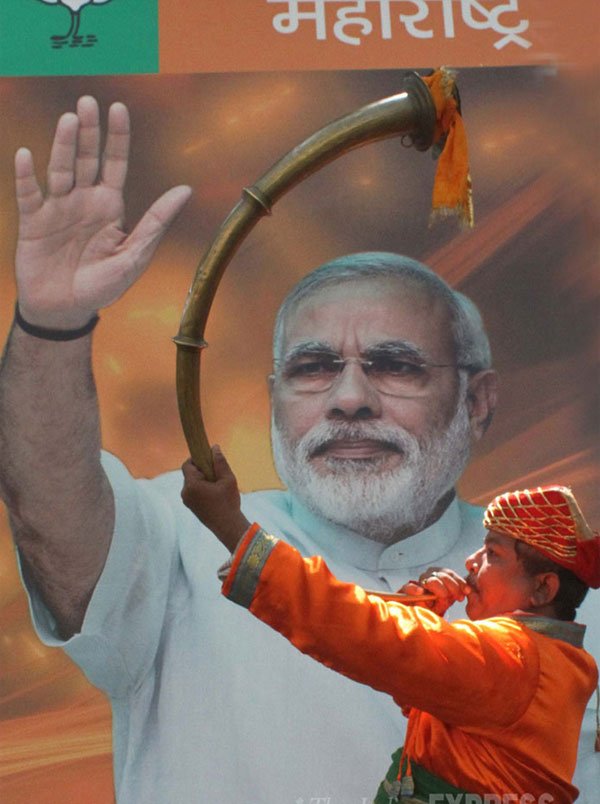 पिछले 25 वर्षो में पहली बार शिवसेना से अलग होकर चुनाव लड़ रही भाजपा अपने प्रतिद्वन्द्वी दलों से काफी आगे है। (फोटो: प्रदीप कोचारेकर)
