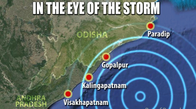 हुदहुद कहर: 12 अक्तूबर को आंध्रप्रदेश को पार करेगा चक्रवात, शनिवार को तेज बारिश के आसार