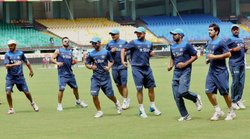 भारत ने वेस्टइंडीज के खिलाफ टॉस जीतकर गेंदबाजी करने का किया फैसला
