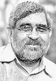 निनाद: साहसिक प्रयोग के गायक