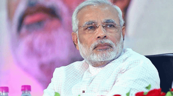 सपा सम्मेलन में दूसरे दिन भी नरेंद्र मोदी पर निशाना