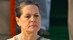 सोनिया गांधी ने नरेंद्र मोदी पर साधा निशाना
