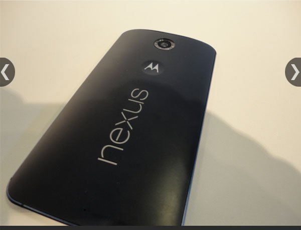 6 इंच की बड़ी स्क्रीन होने के बावजूद इसे आसानी से हैंडल किया जा सकता है। (स्रोत : देवाशीष सरकार)