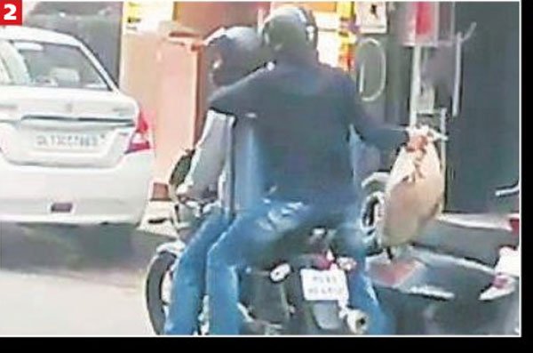 गार्ड सत्येंद्र ने जब विरोध किया तो बदमाशों ने गार्ड के सिर में दो गोलियां मारीं। सत्येंद्र की अस्पताल में मौत हो गई। वारदात के समय वैन में ड्राइवर बैठा हुआ था। लेकिन बदमाशों ने उसे गोली मारने की धमकी दी तो वह कुछ नहीं बोला। (फोटो: इंडियन एक्सप्रेस)