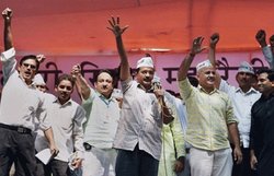 ‘आप’ की पहली सूची में सोमनाथ भारती सहित 22 उम्मीदवार