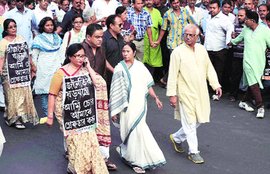 Saradha scam: CM Mamata Banerjee