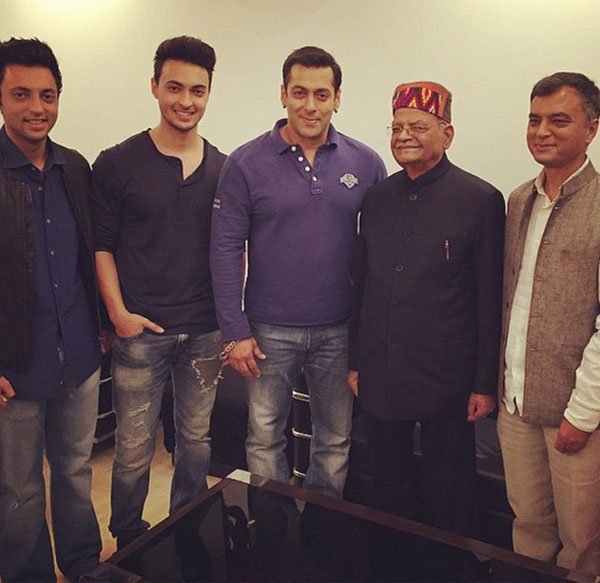 सलमान खान की बहन अर्पिता की शादी की धूम: 1 2 3 करते हुए काउंट डाउन शुरू