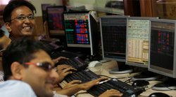 GDP आंकड़ों से पहले सेंसेक्स 53 अंक चढ़ा