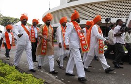 Shivsena Vs BJP Maharashtra Assembly