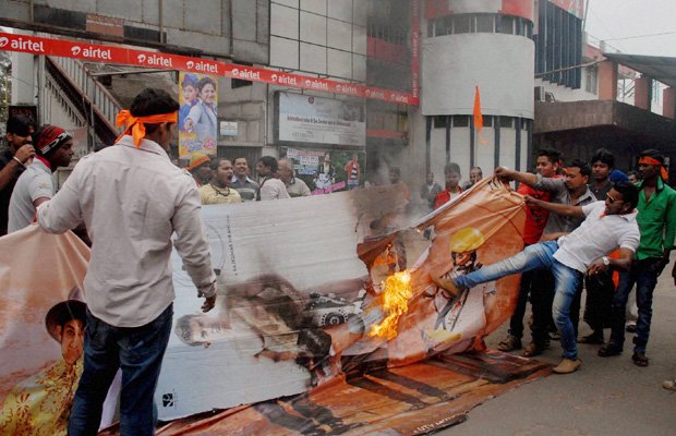 Aamir Khan PK, Aamir Khan PK Bajrang Dal, Aamir Khan PK Protest, Aamir Khan PK Movie