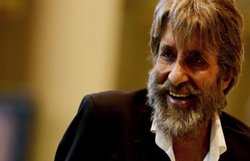 ‘शमिताभ’ फिल्म में अमिताभ बने बाथरूम सिंगर