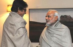 मोदी सरकार की धर्मनिरपेक्ष छवि को चमकाएंगे अमिताभ, नकवी