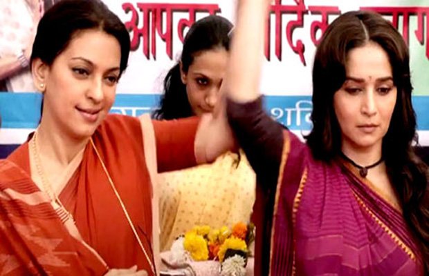 माधुरी की इस साल आई दूसरी फिल्म ‘गुलाब गैंग’ से 90 के दशक की मशहूर अदाकारा जूही चावला ने भी बड़े पर्दे पर वापसी की। हमेशा कॉमिक और रोमांटिक किरदार निभाने वाली जूही ने इस फिल्म में नकारात्मक किरदार अदा किया।