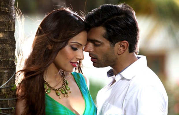 Bipasha Basu, Karan Singh Grover, Alone, Karan Bipasha