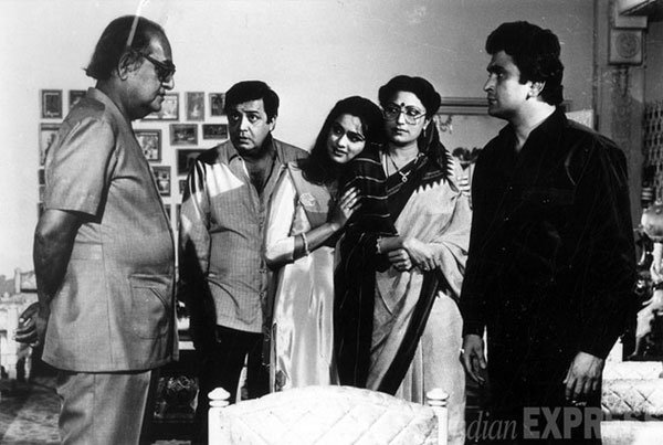 वर्ष 1975 में आई फिल्म ‘चोरी मेरा काम’ में वर्मा के अभिनय ने उन्हें शोहरत दिलाई। इस फिल्म ने उन्हें उनका पहला ‘फिल्मफेयर अवॉर्ड फॉर बेस्ट कॉमेडियन’ दिलाया। (एक्सप्रेस फोटो)
