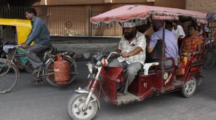E-Rickshaw, LIC, Government Ordinance