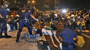 Hong Kong protesters revitalise flagging movement