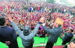 जम्मू-कश्मीर और झारखंड में शांति से निपटा अंतिम चरण का प्रचार, मतदान कल