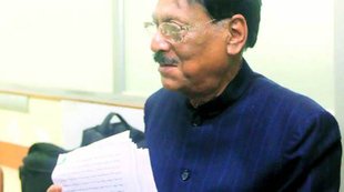1993 kolkata firing,1993 firing, 1993 mamata banerjee firing, 1993 youth congress movement,