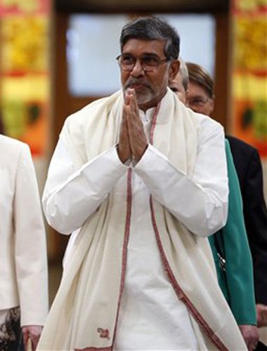 सत्यार्थी के गैर सरकारी संगठन बचपन बचाओ आंदोलन (बीबीए) ने भारत में कारखानों और दूसरे कामकाजी स्थलों से अस्सी हजार से अधिक बच्चों को बंधुआ मजदूरी से मुक्त कराया। अंतरराष्ट्रीय श्रम संगठन (आइएलओ) के मुताबिक दुनिया भर में 16.8 करोड़ बाल श्रमिक हैं। माना जाता है कि भारत में बाल श्रमिकों का आंकड़ा छह करोड़ के आसपास है। (फोटो: भाषा)