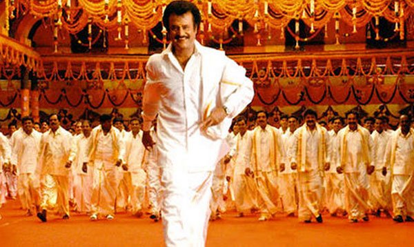 आज रजनीकांत के जन्मदिन पर सोशल मीडिया पर बधाई देने वालों का तांता लगा हुआ है।