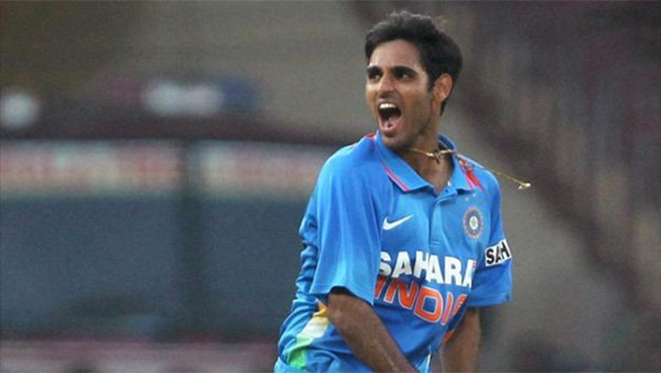 Team India: तेज गेंदबाज़ भुवनेश्वर कुमार भी अंतिम 15 में स्थान बनाने में कामयाब हुए हैं। भुवी गेंद को दोनों ओर स्विंग कराने में माहिर हैं। ऐसे में ऑस्ट्रेलिया और न्यूजीलैंड की तेज़ पिचों ये काफी प्रभावशाली साबित हो सकते हैं।